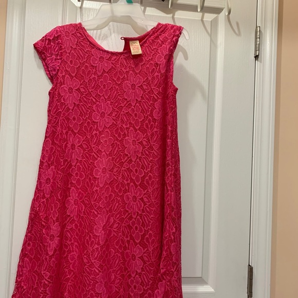 Dresses - Picture 1 of 3